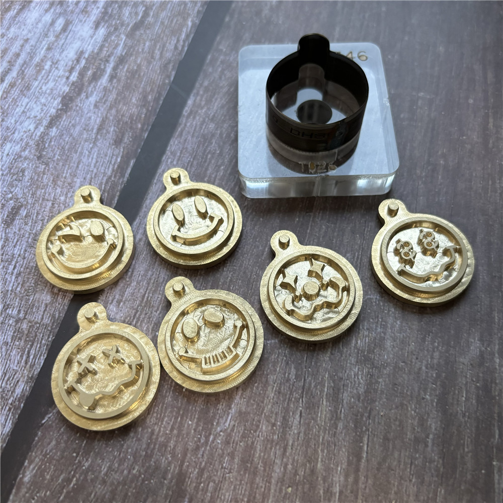 Liontin kustom Set pemotong Di - Leather Stamp Set ulasan dan harga